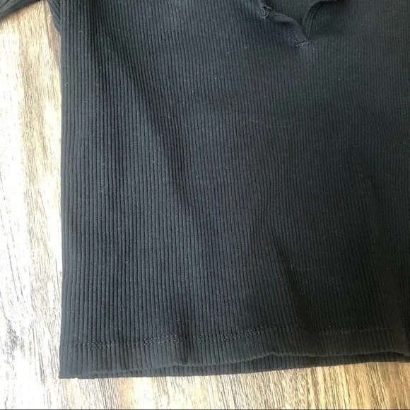 Zara Basic Short Sleeve Ribbed Crop Top - Picture 4 of 7